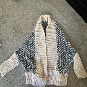 Simply Noelle Cream and Blue Knit Poncho